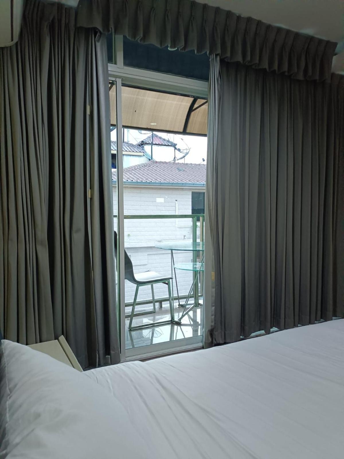 Del Mar Rooms Pattaya Eksteriør bilde