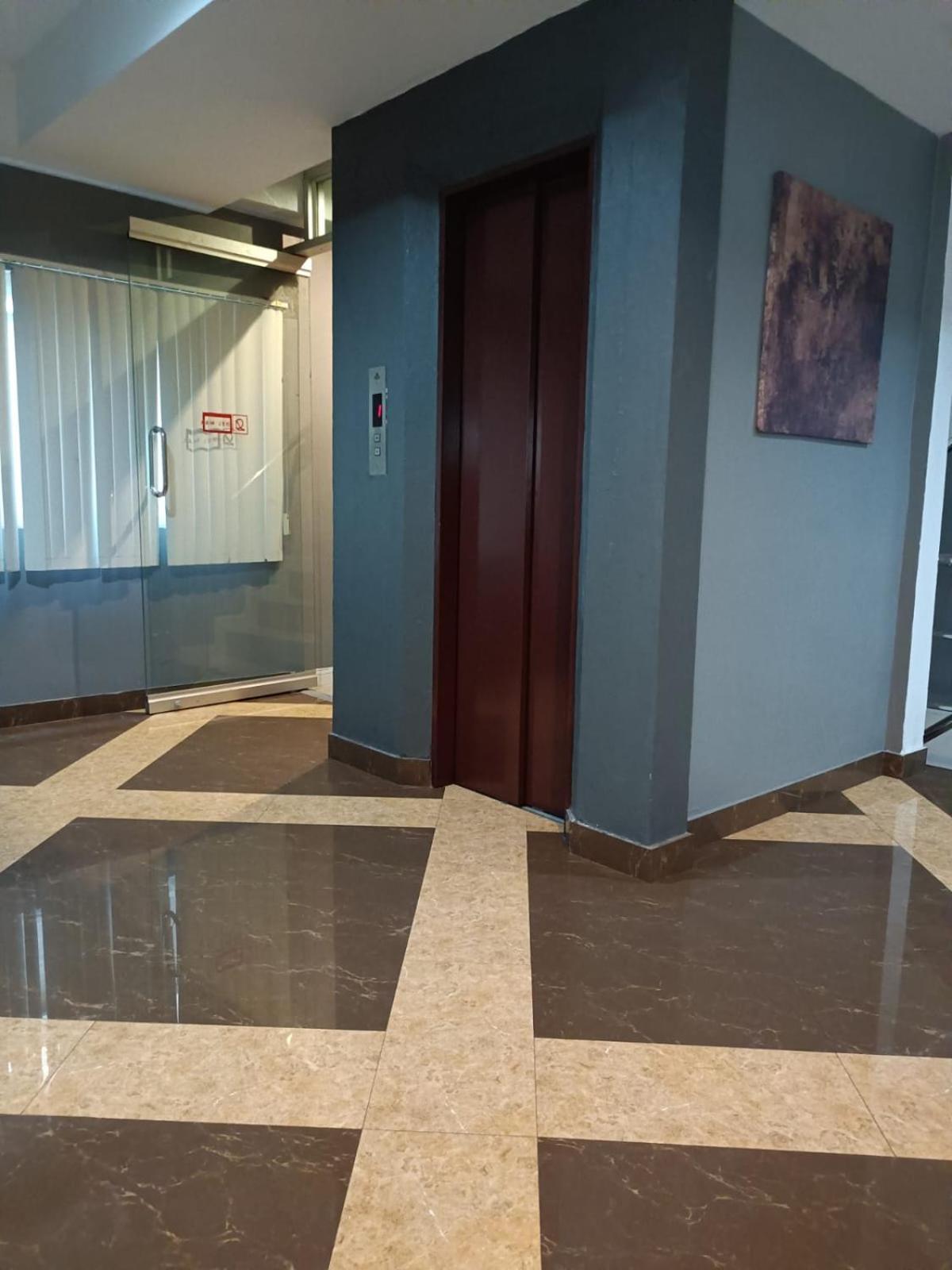 Del Mar Rooms Pattaya Eksteriør bilde